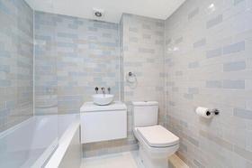 1 bedroom Flat for s...